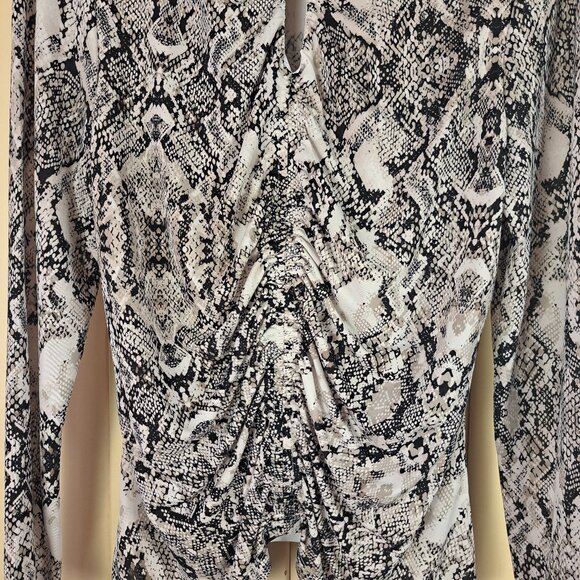 INC International Concepts NWT Snakeprint Keyhole Ruched Long Sleeve Top Sz XL - Picture 5 of 11